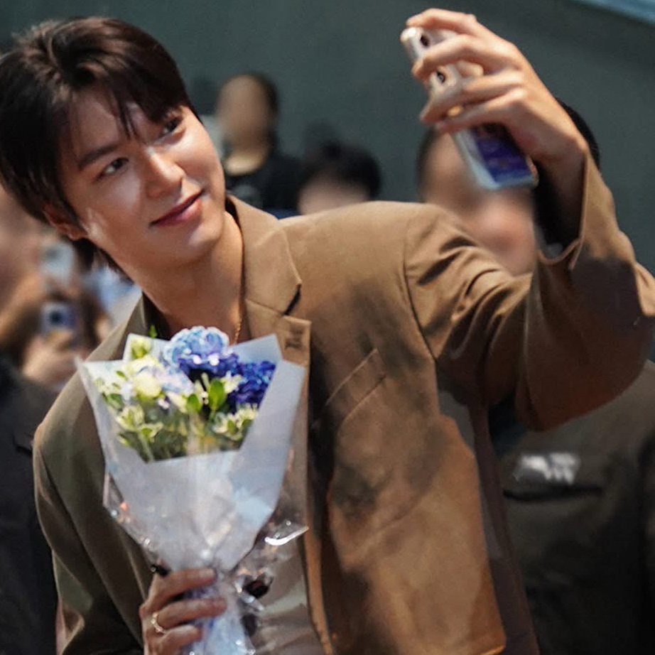 Recent activity shot of Lee Minho