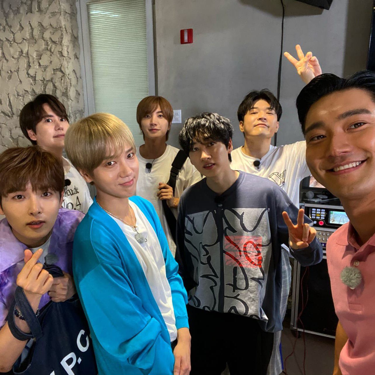 Recent activity shot of Choi Siwon