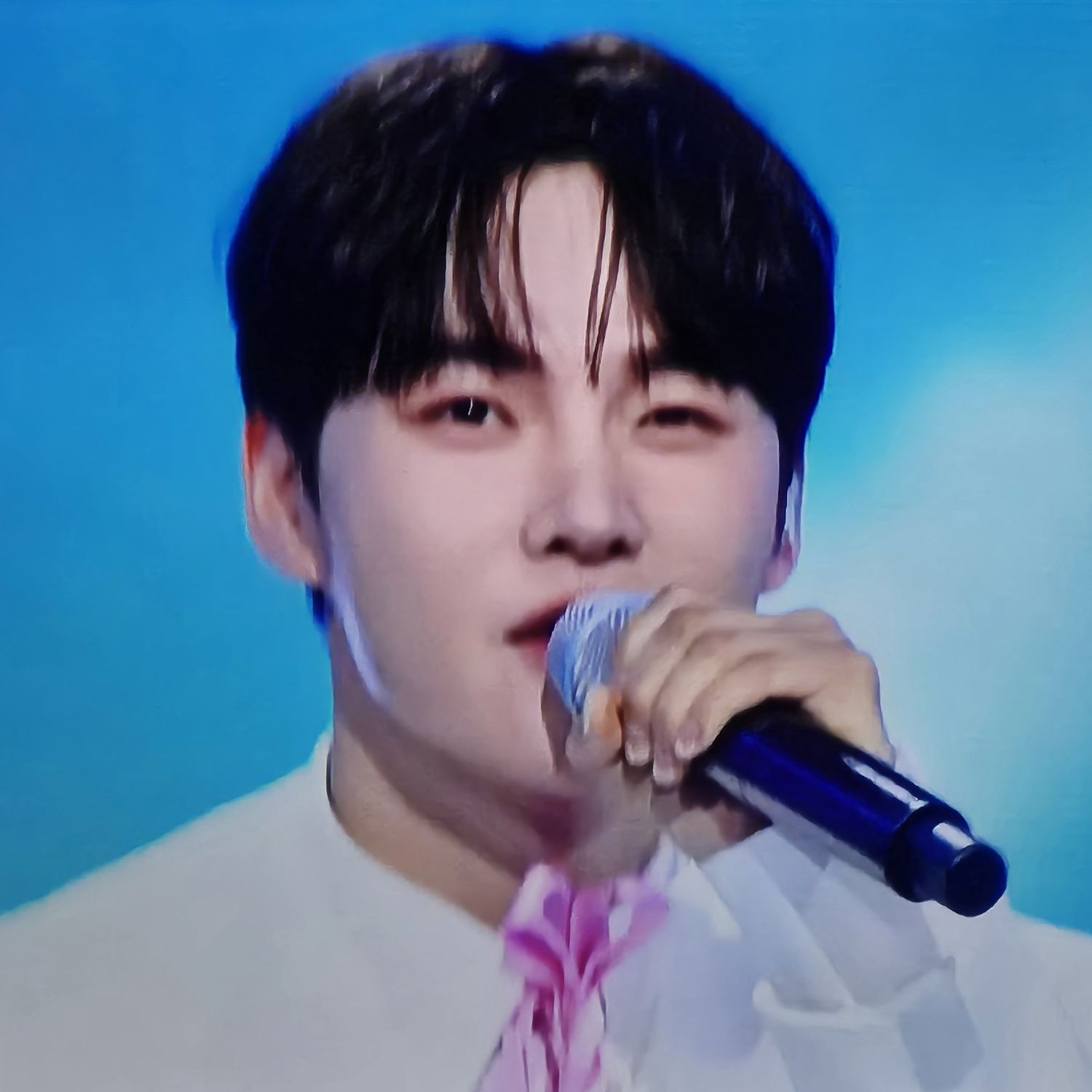 Recent activity shot of Park Seojin