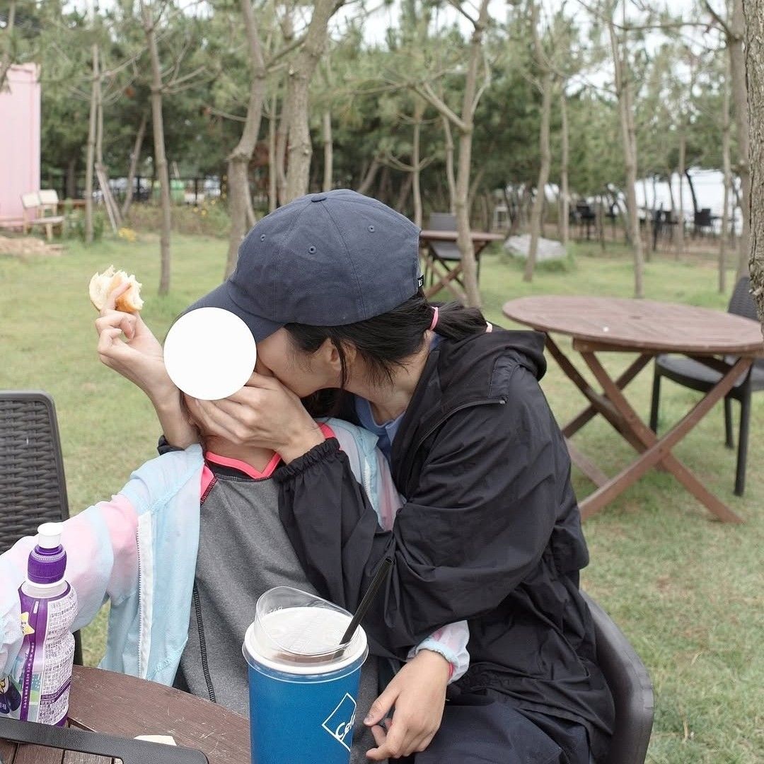 Behind-the-scenes cut of Seo Yeaji