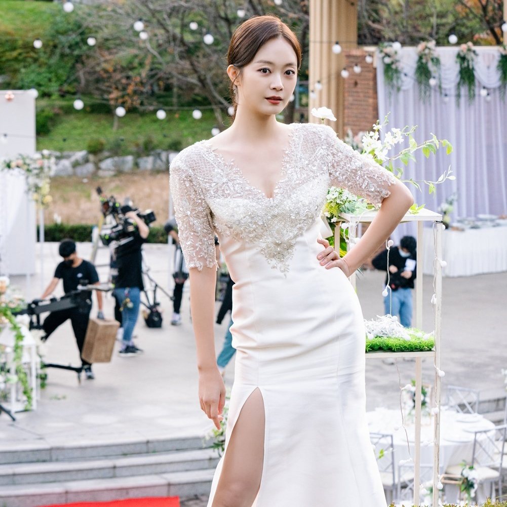 Behind-the-scenes cut of Jeon Somin