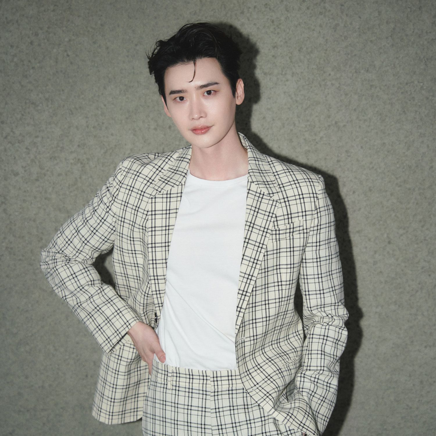 Latest photo of Lee Jongsuk