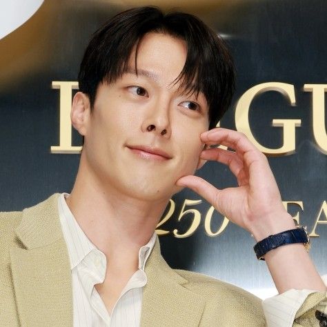 Behind-the-scenes cut of Jang Kiyong