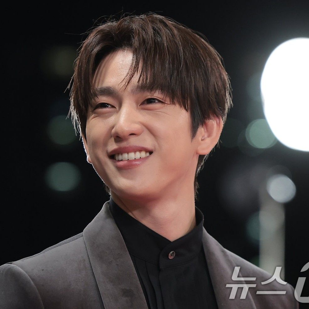 Recent activity shot of Park Jinyoung