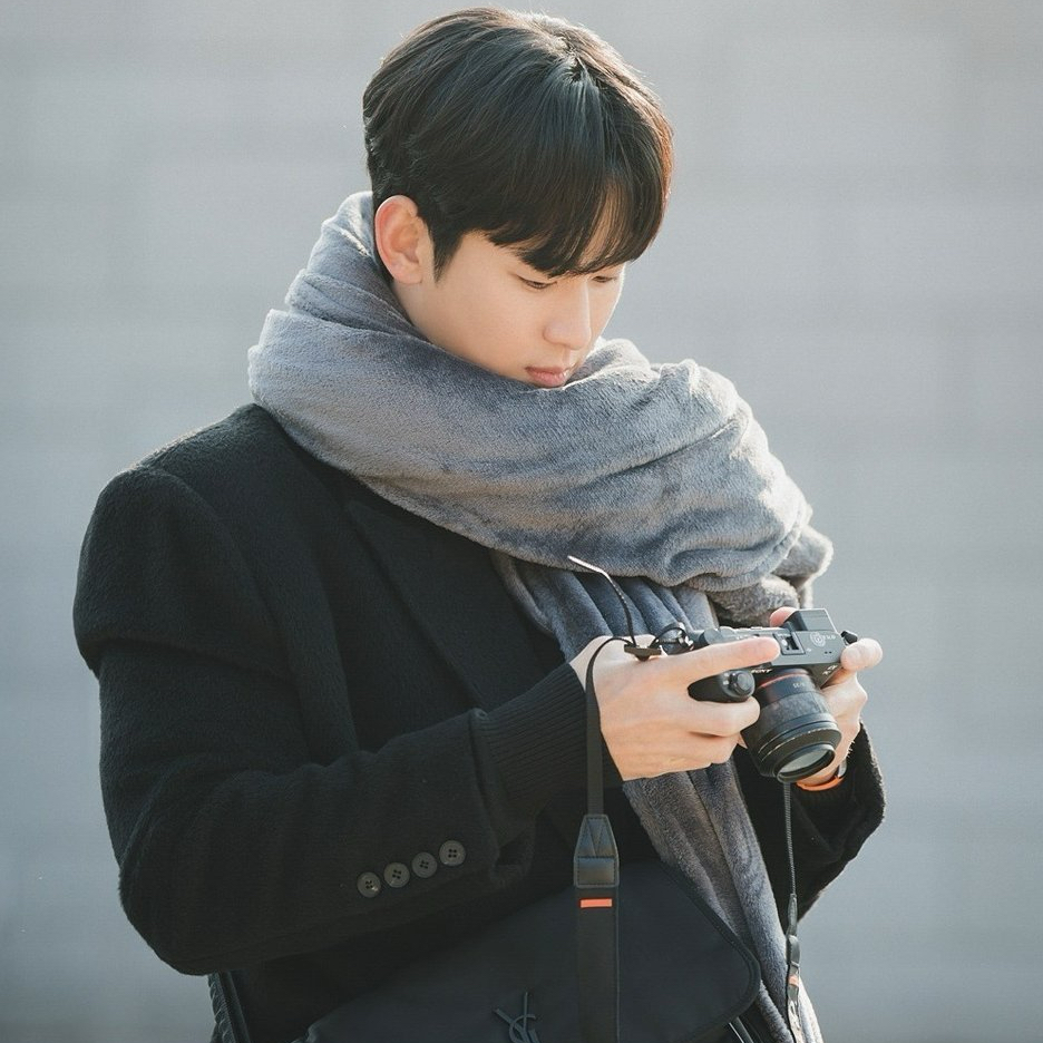 Momen yang diabadikan oleh penggemar Kim Soohyun