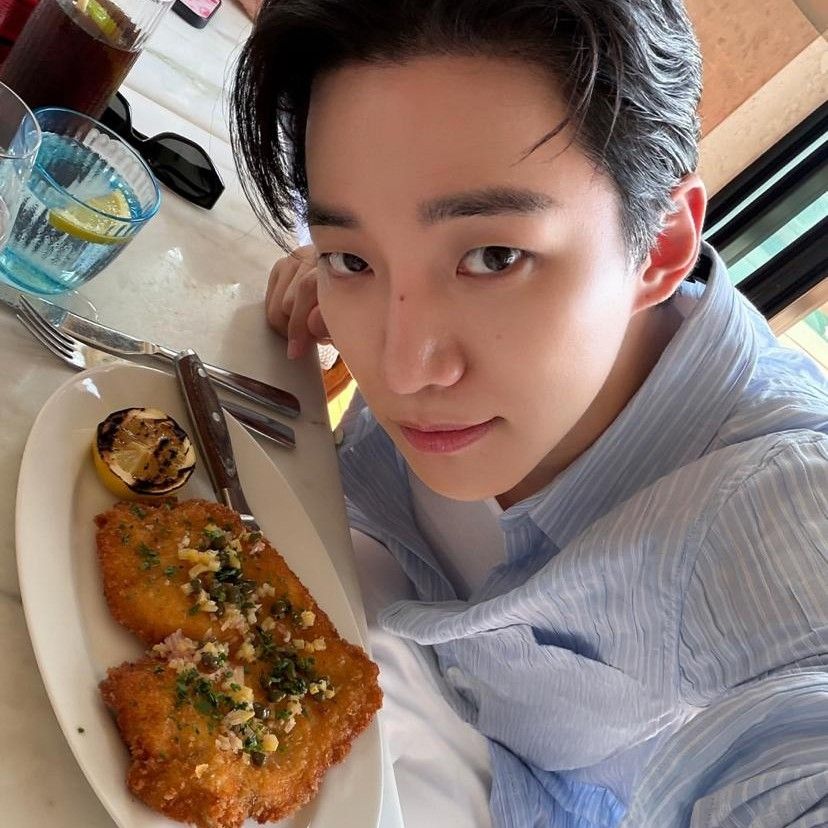 Momen yang diabadikan oleh penggemar Lee Junho