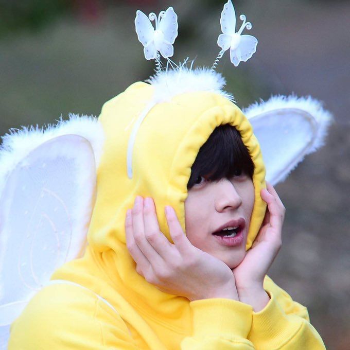 Latest photo of Yook Sungjae