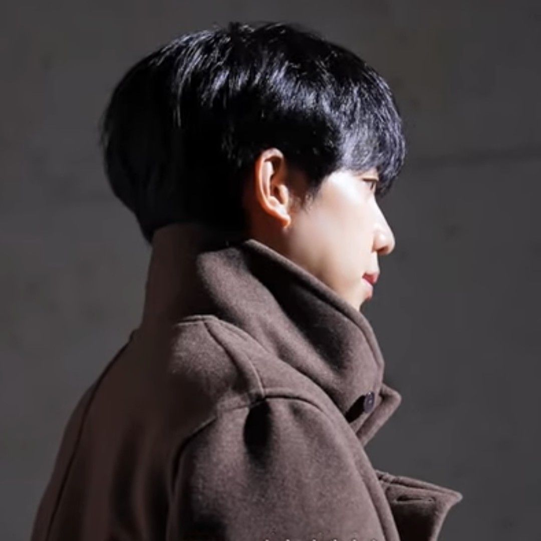 Foto kegiatan terbaru dari Lee Seunggi