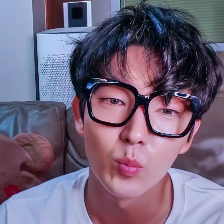 Latest photo of Lee Joongi