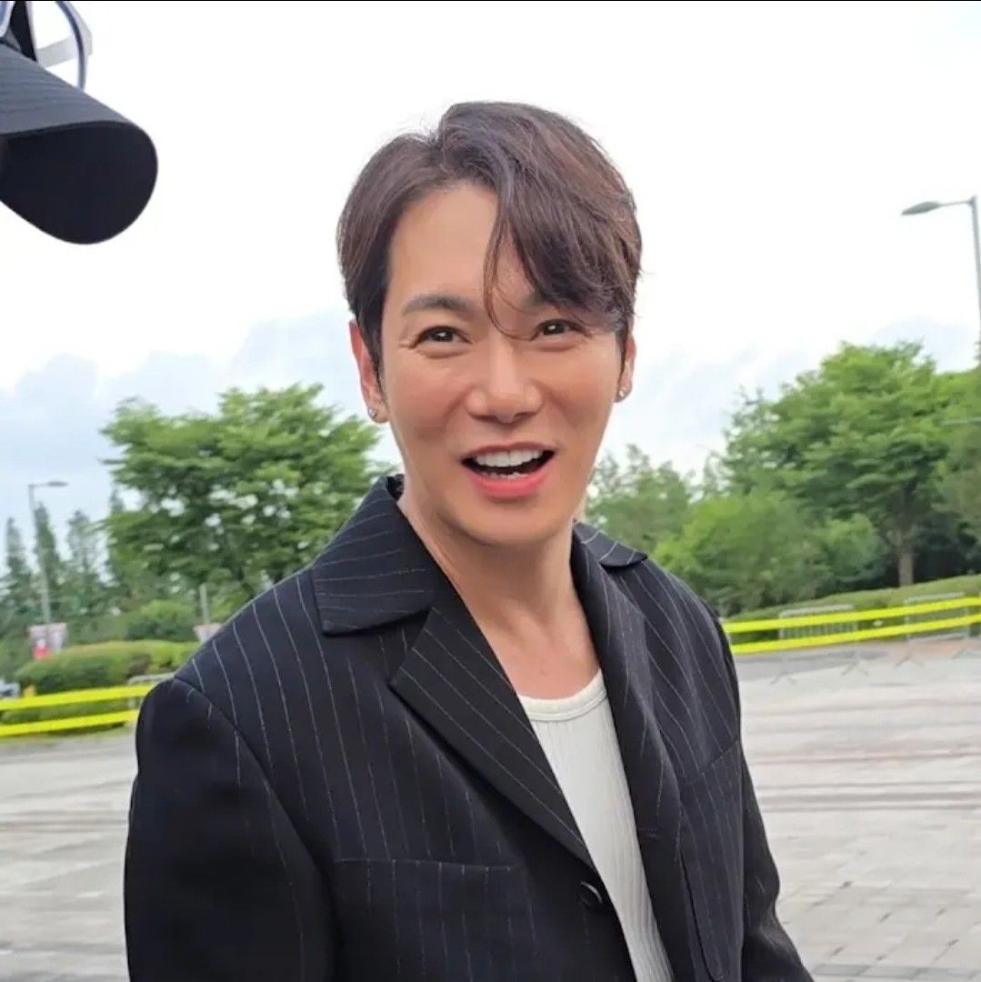Recent activity shot of Hwanhee