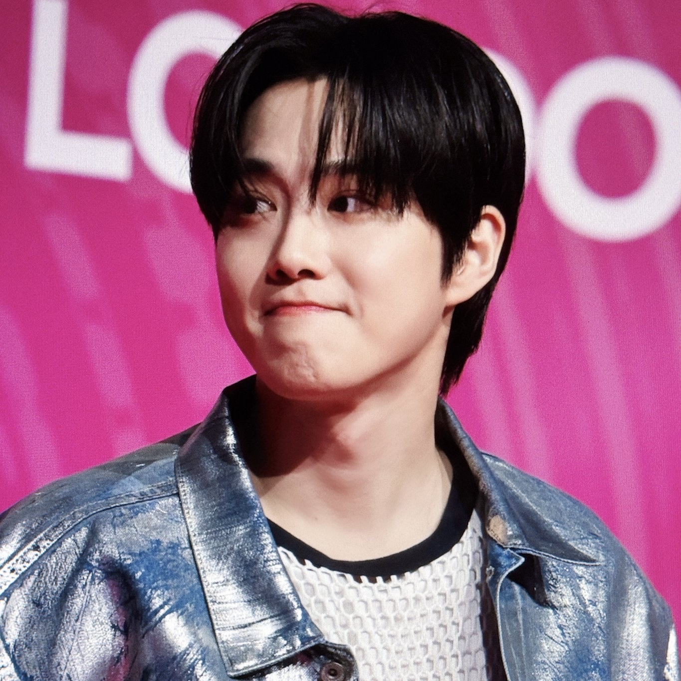 Behind-the-scenes cut of Suho