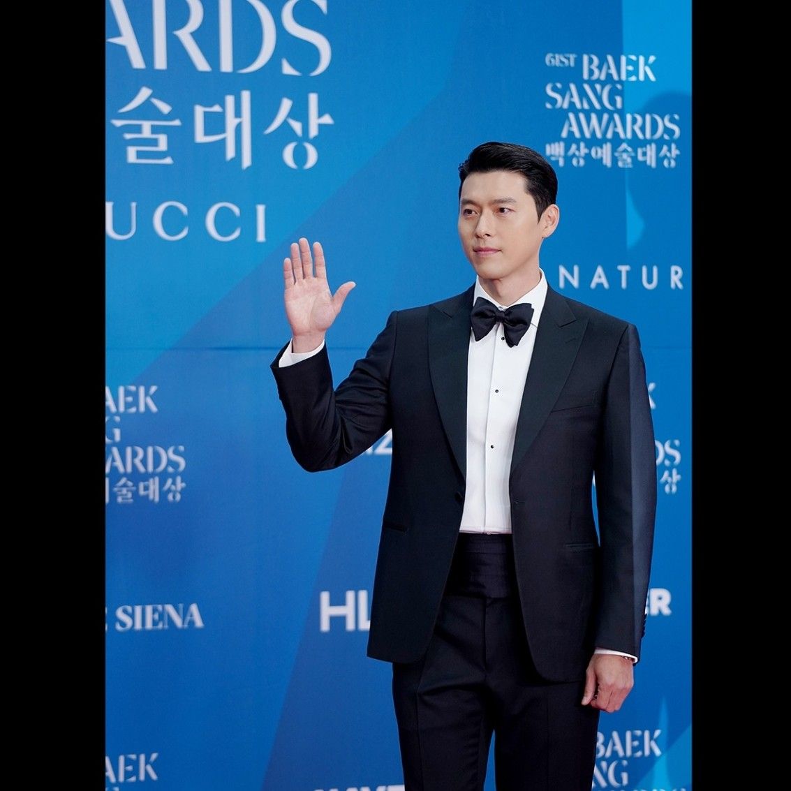 A moment captured by a fan of Hyun Bin