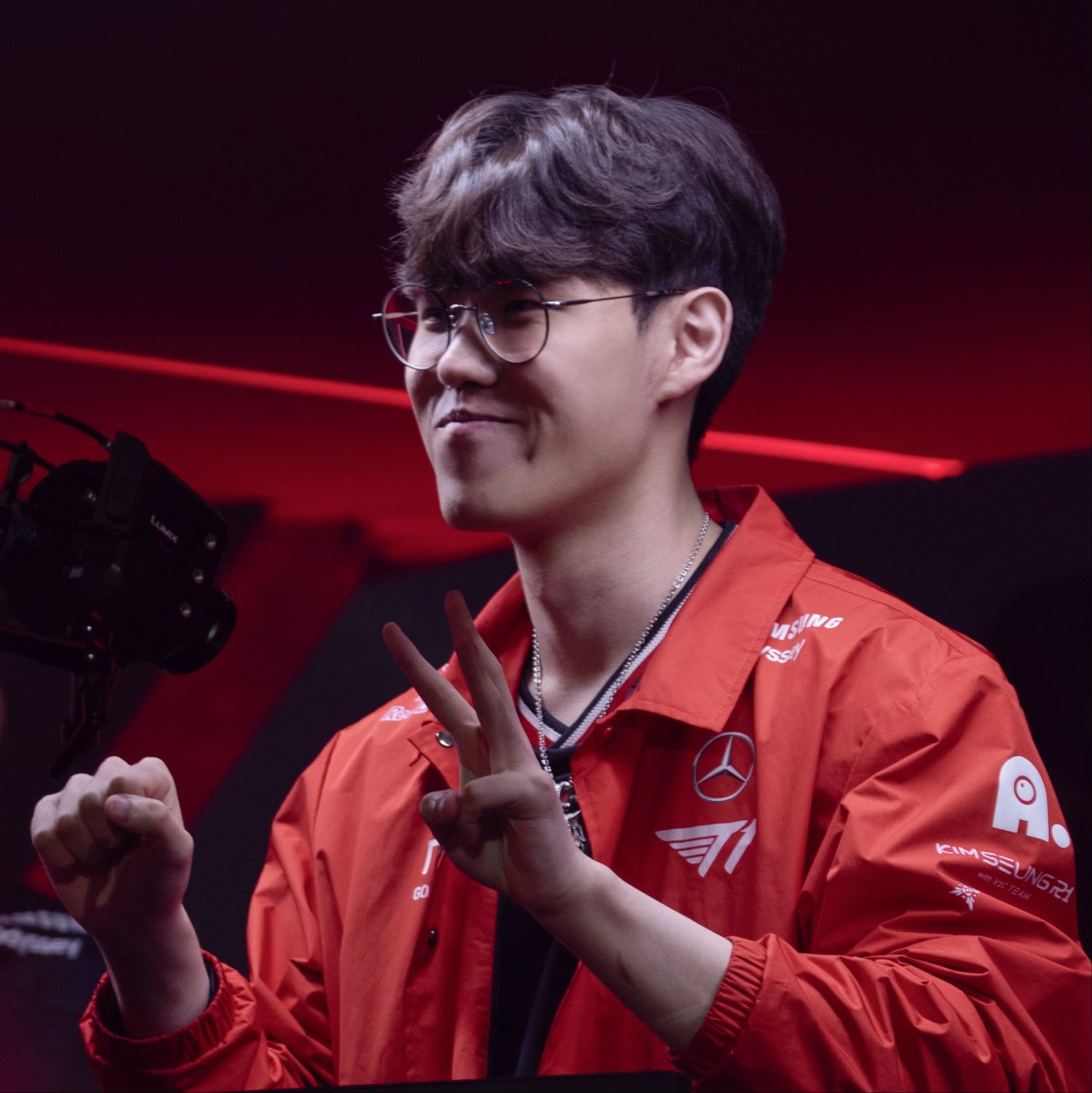 Behind-the-scenes cut of Oner