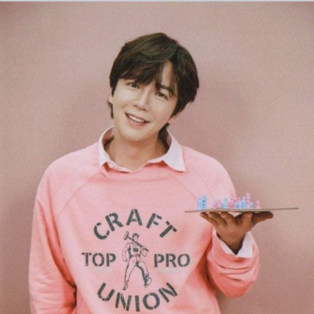 Behind-the-scenes cut of Jang Geunsuk