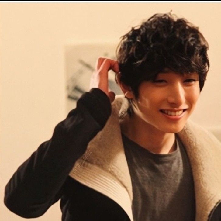 Behind-the-scenes cut of Lee Soohyuk