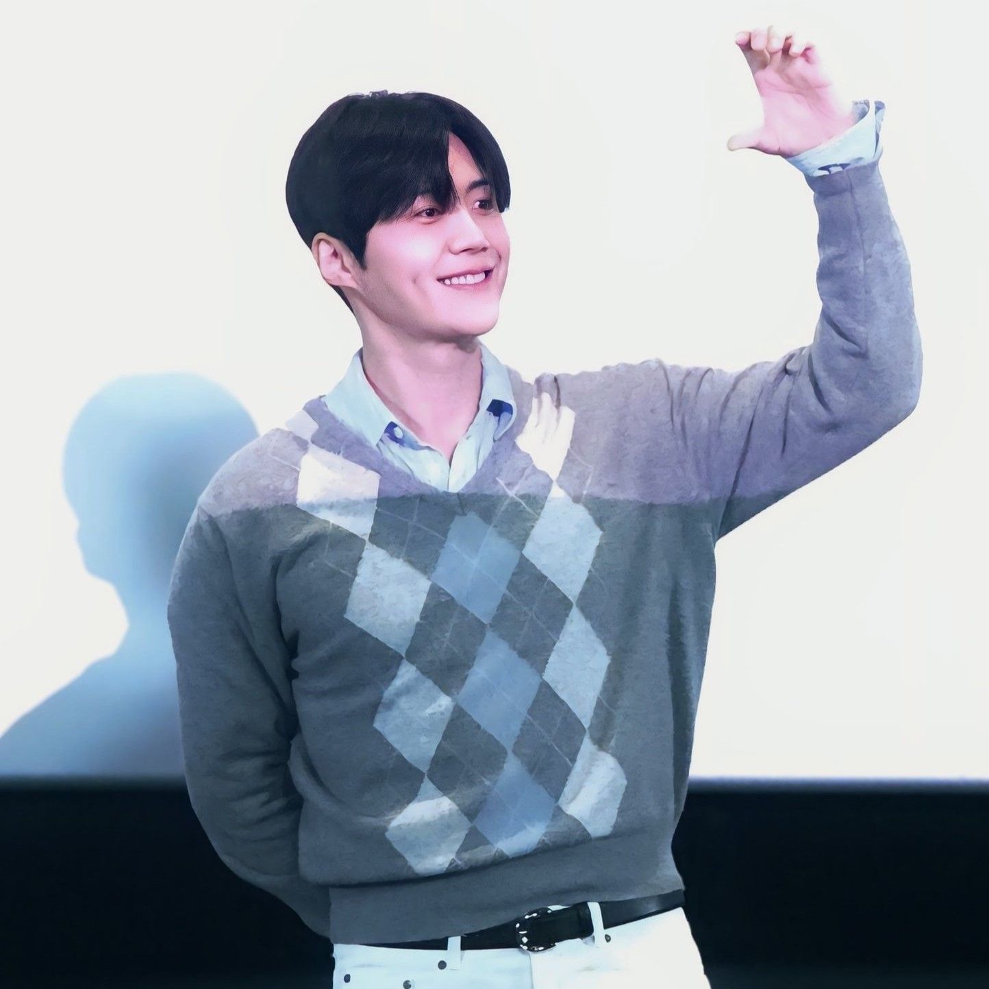 粉絲拍下的金宣虎瞬間