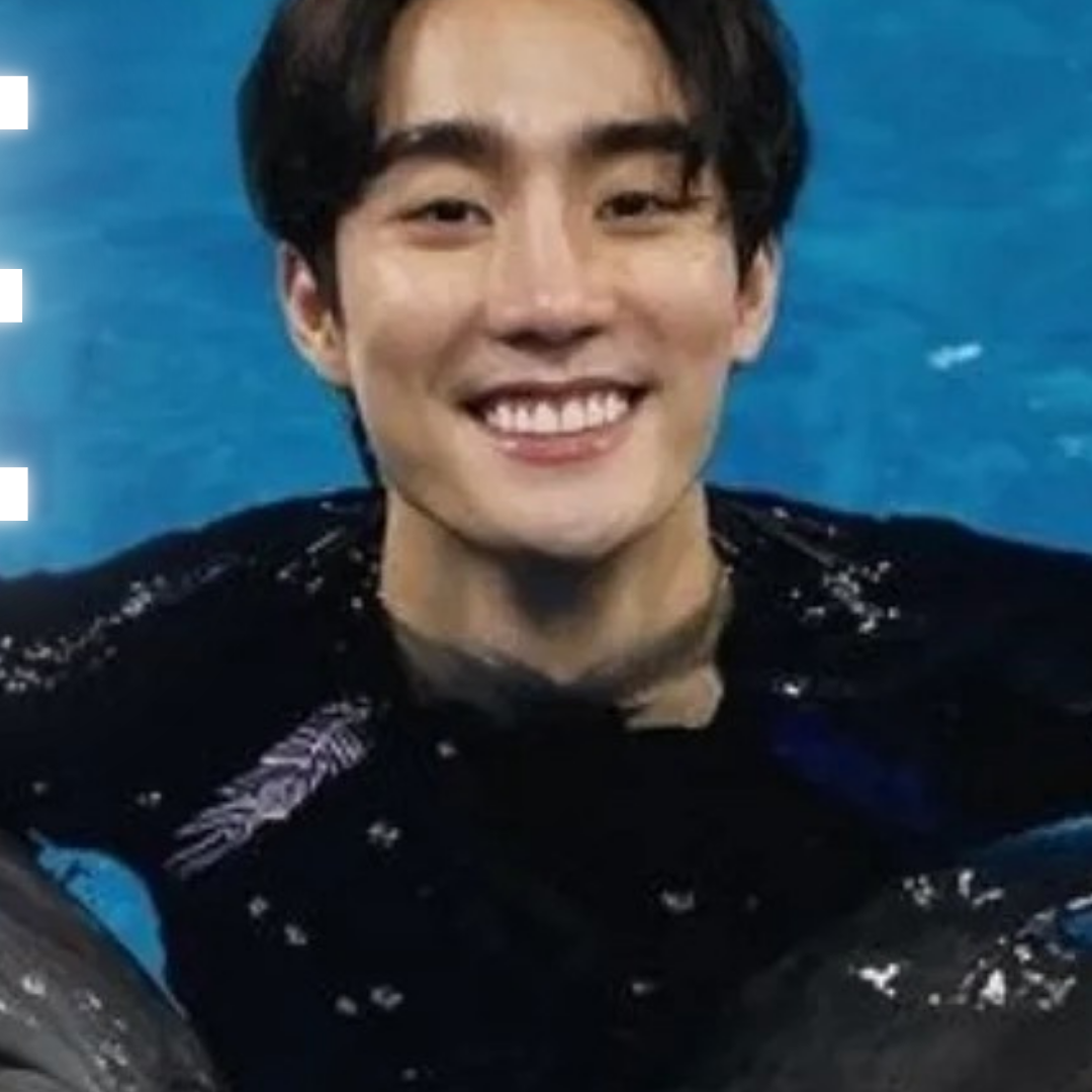 A moment captured by a fan of Force Jiratchapong Srisang