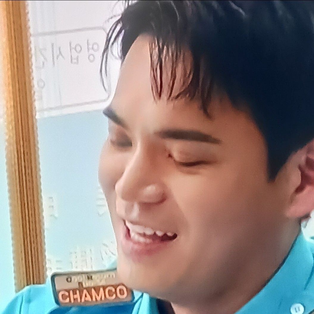 Behind-the-scenes cut of Lee Jung