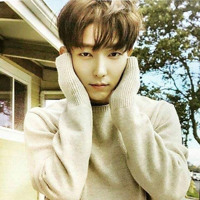 粉絲拍下的李準基瞬間