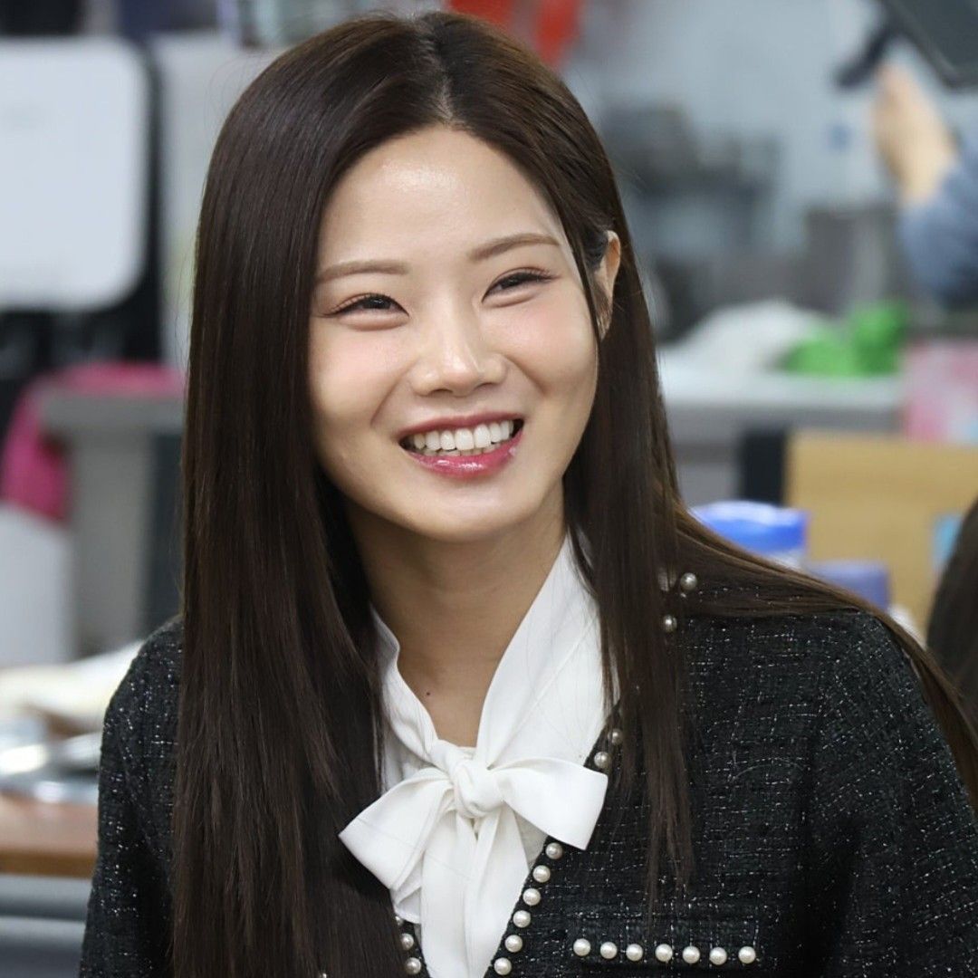 Recent activity shot of Bae Ahyeon