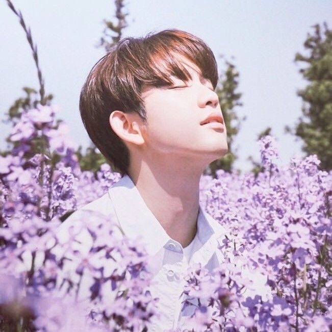 Behind-the-scenes cut of Park Jinyoung