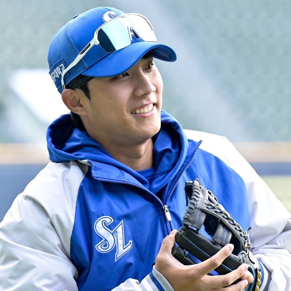 Behind-the-scenes cut of Lee Jaehyun