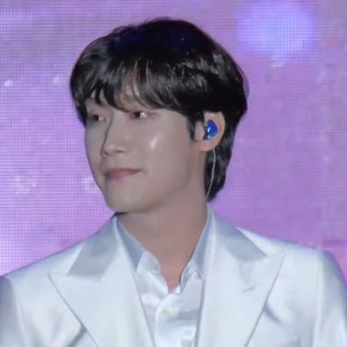 Latest photo of Choi Woojin
