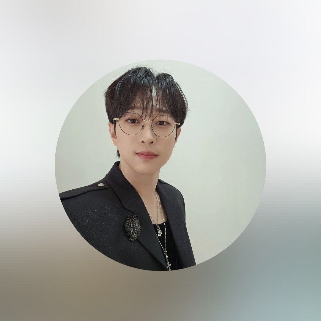 Behind-the-scenes cut of An Sunghoon