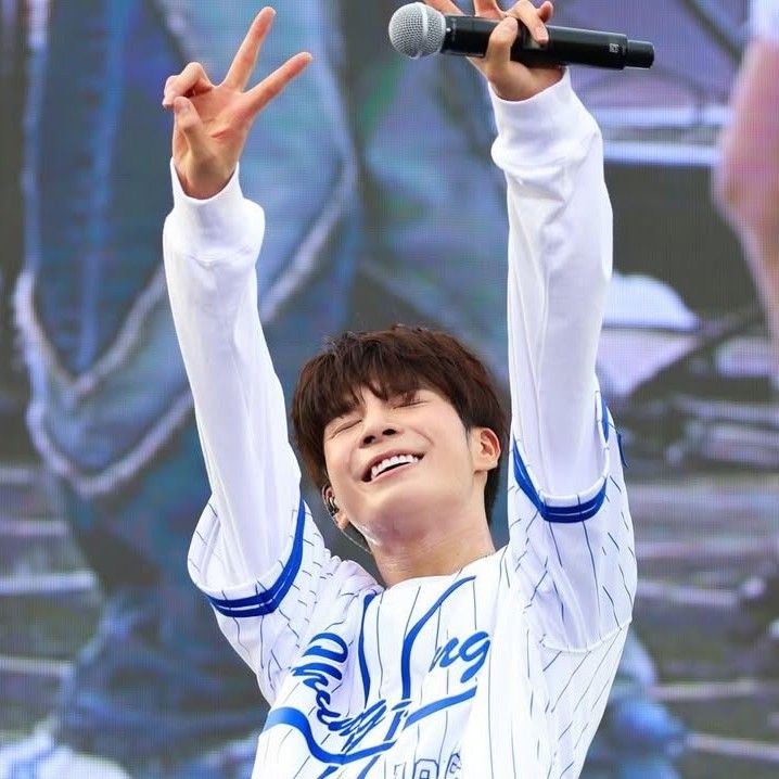 Latest photo of Jeong Dongwon