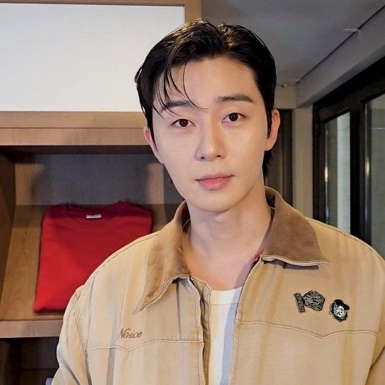 Recent activity shot of Park Seojoon