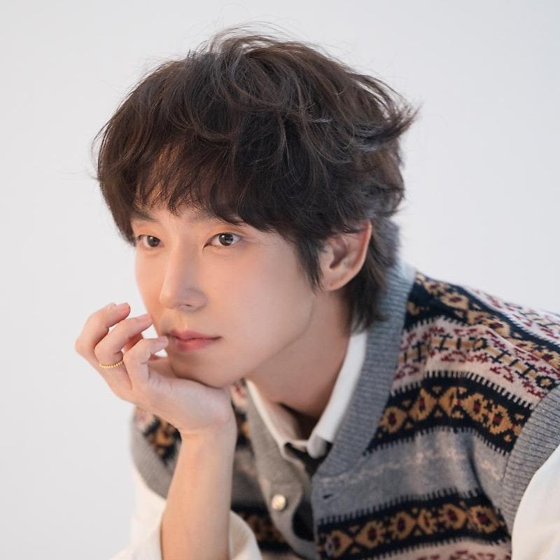 Recent activity shot of Lee Joongi