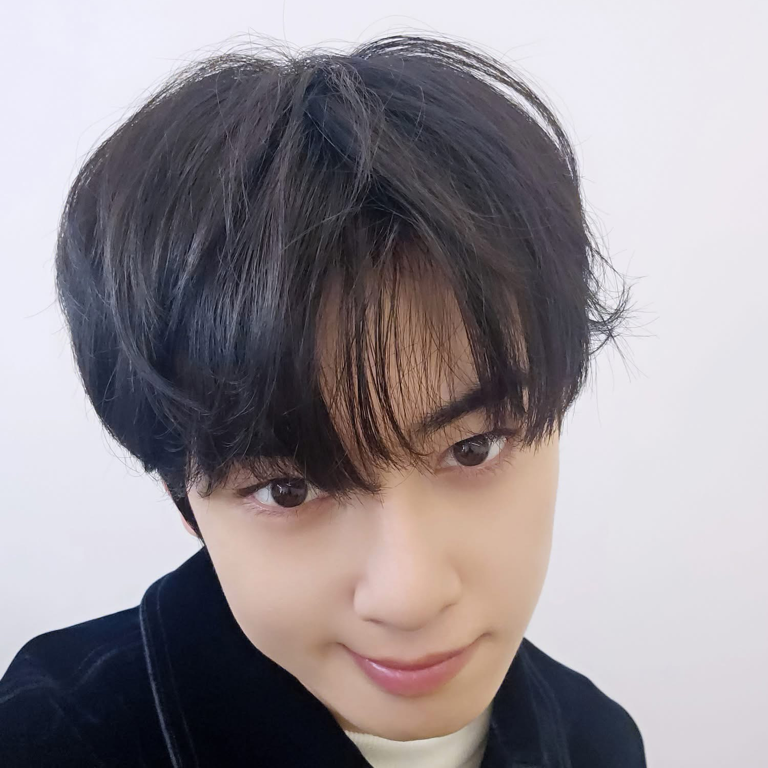 Recent activity shot of Cha Eunwoo