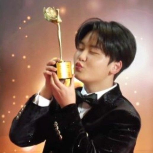 Park Sungon的幕后花絮