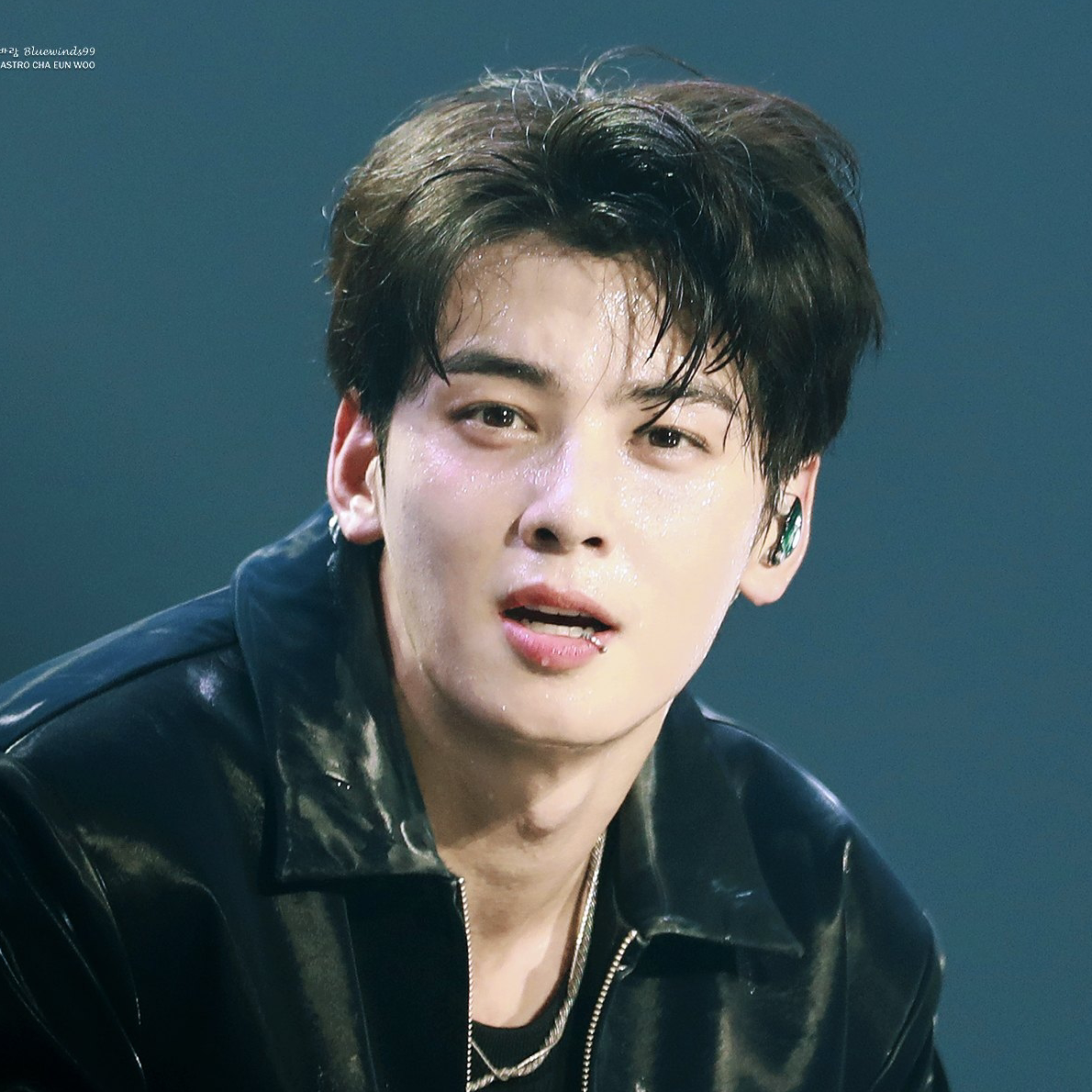 Cuplikan di balik layar dari Cha Eunwoo