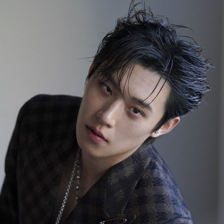 Behind-the-scenes cut of Kim Sungcheol