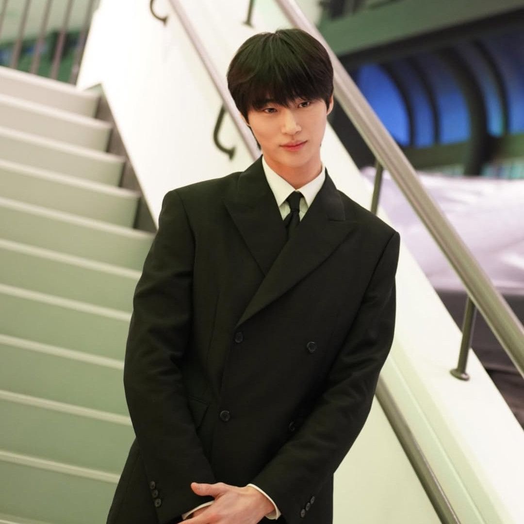 Latest photo of Byeon Wooseok