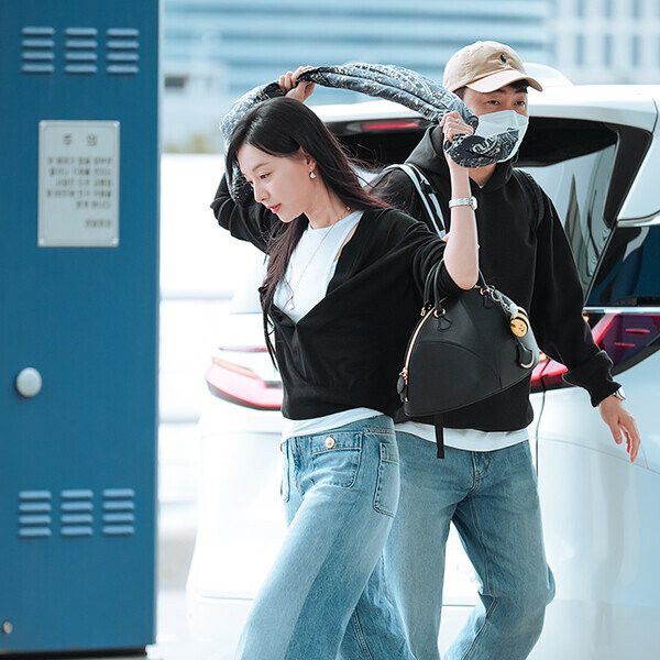 A moment captured by a fan of Kim Jiwon