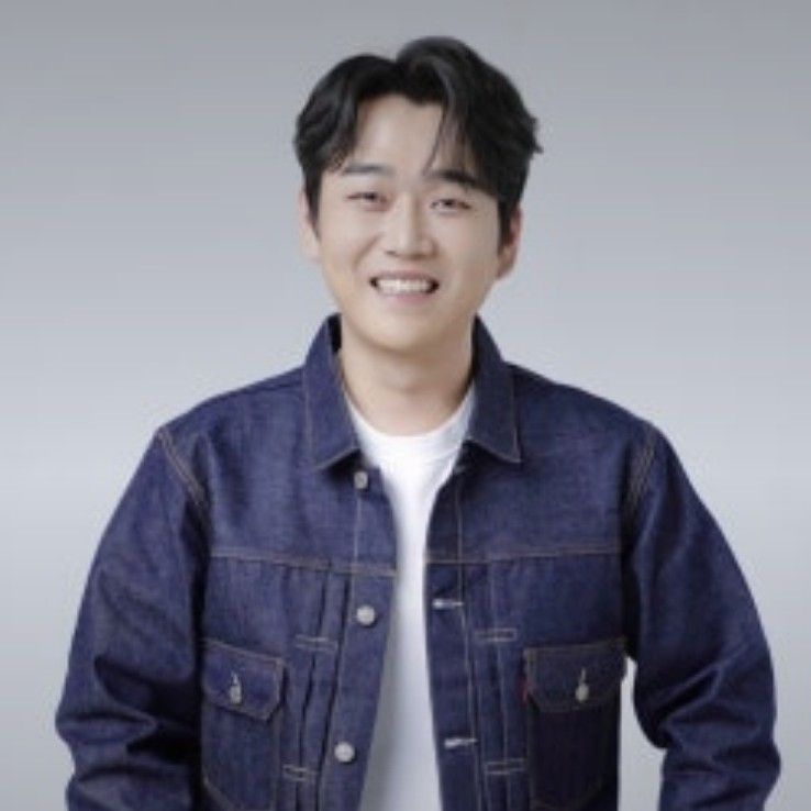 Behind-the-scenes cut of Hwang Youngwoong