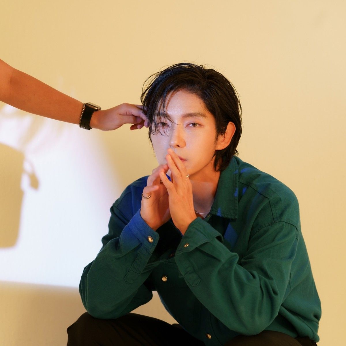 Behind-the-scenes cut of Lee Joongi