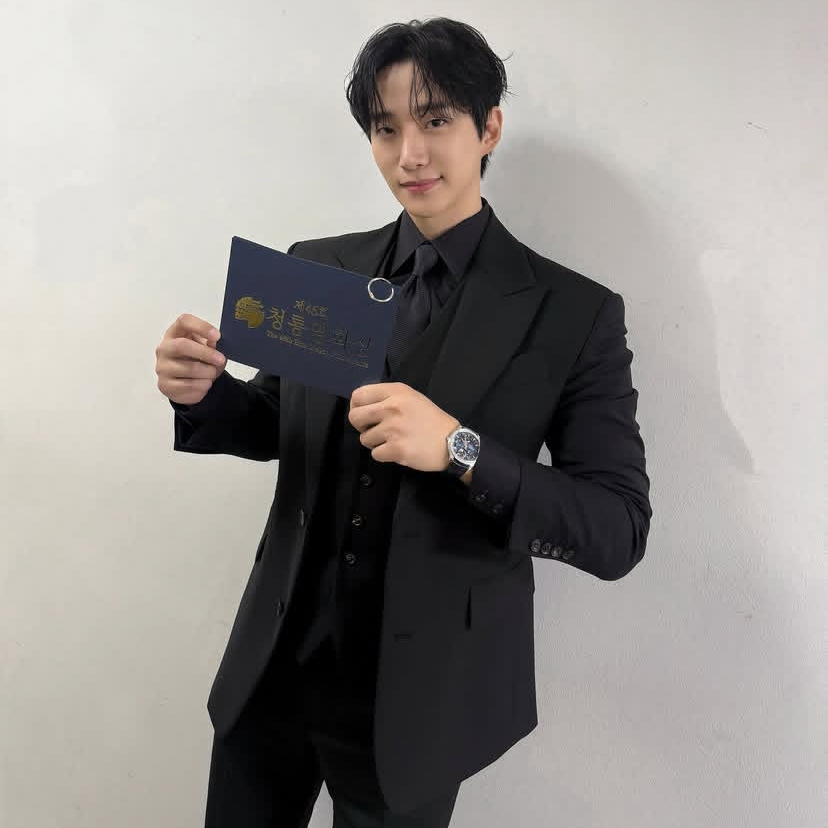 Foto terbaru dari Lee Junho