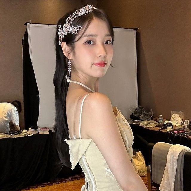 Latest photo of IU