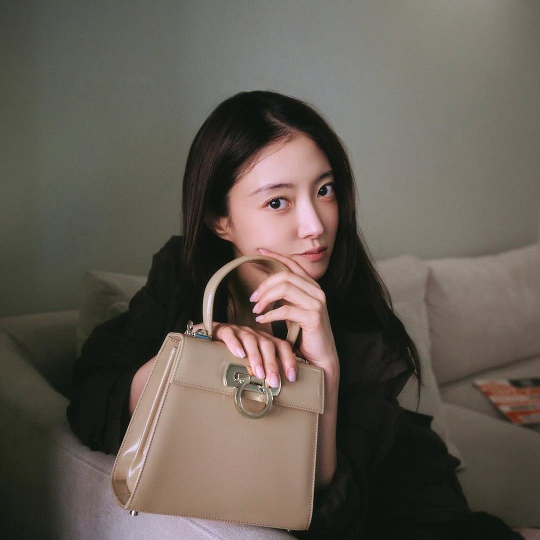 Recent activity shot of Lee Seyoung