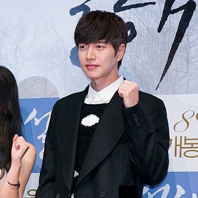 Recent activity shot of Park Haejin
