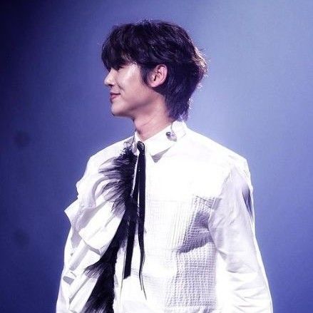 A moment captured by a fan of Kim Junsu (1991)