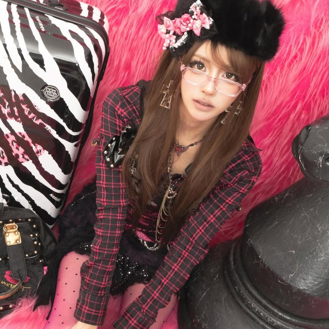 이미주의 비하인드 컷