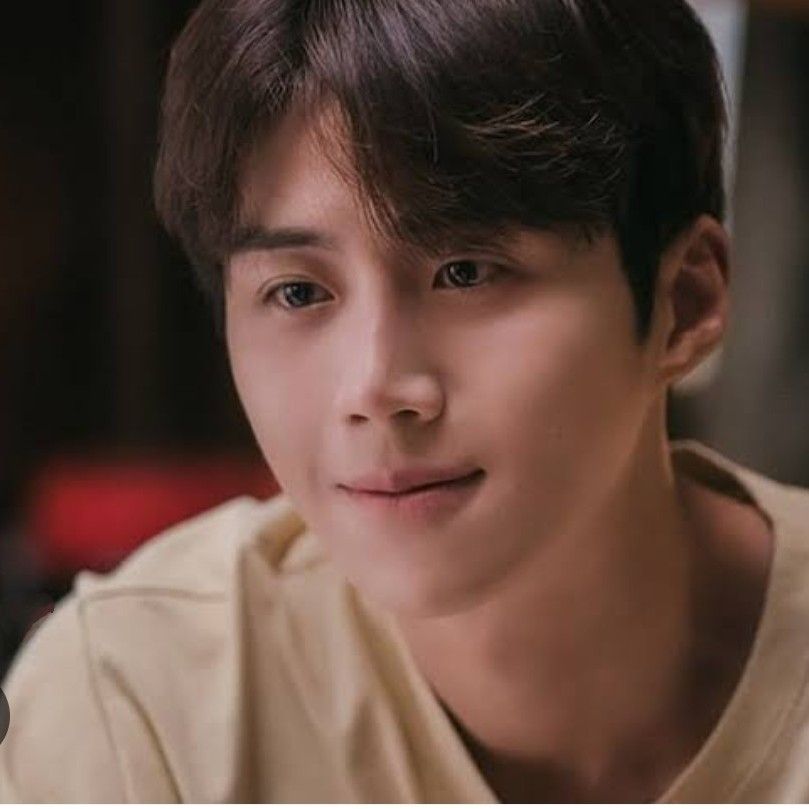 Latest photo of Kim Seonho