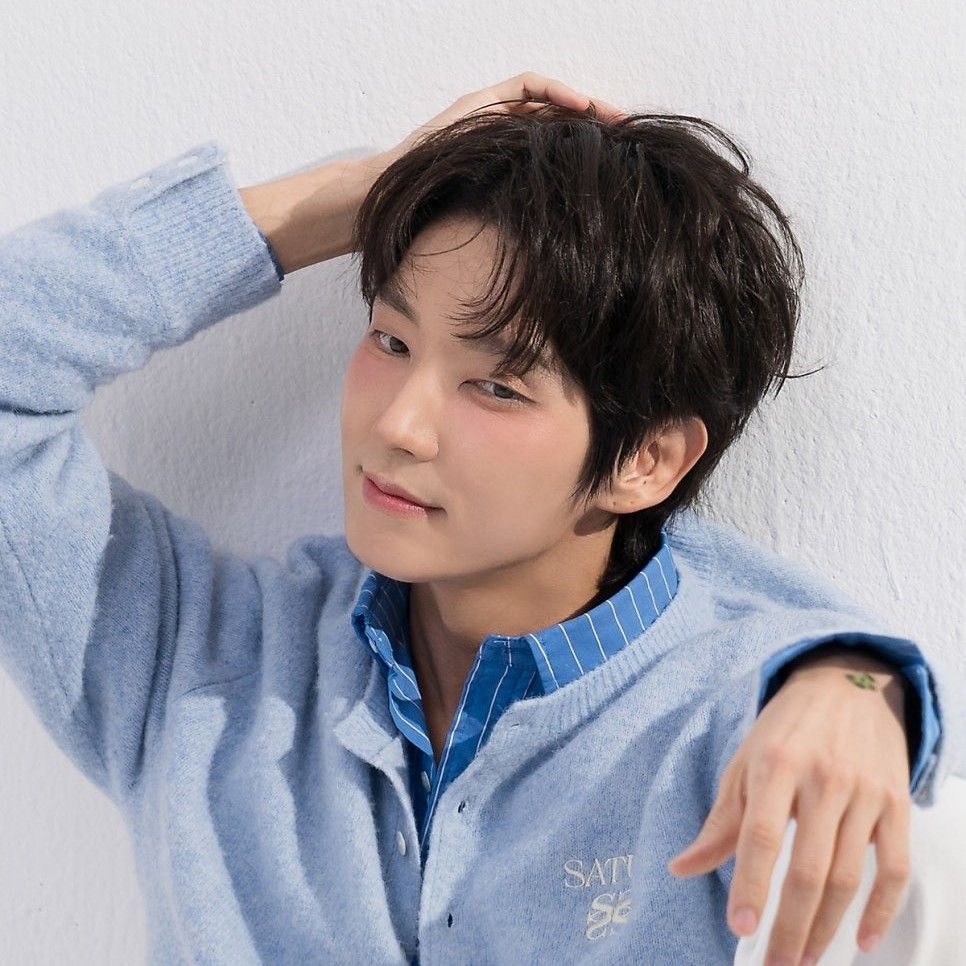 Recent activity shot of Lee Joongi