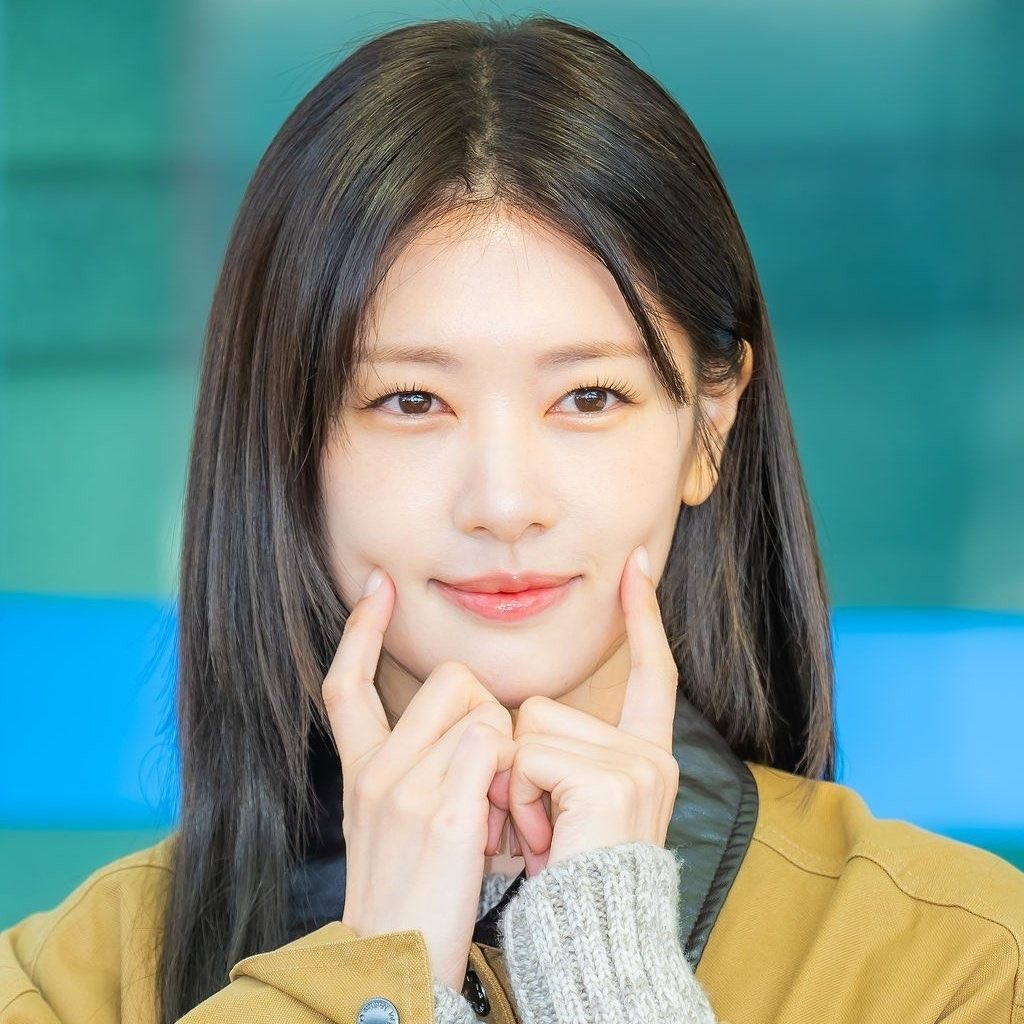 Recent activity shot of Jung Somin