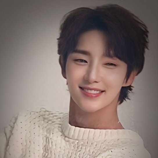 A moment captured by a fan of Lee Joongi