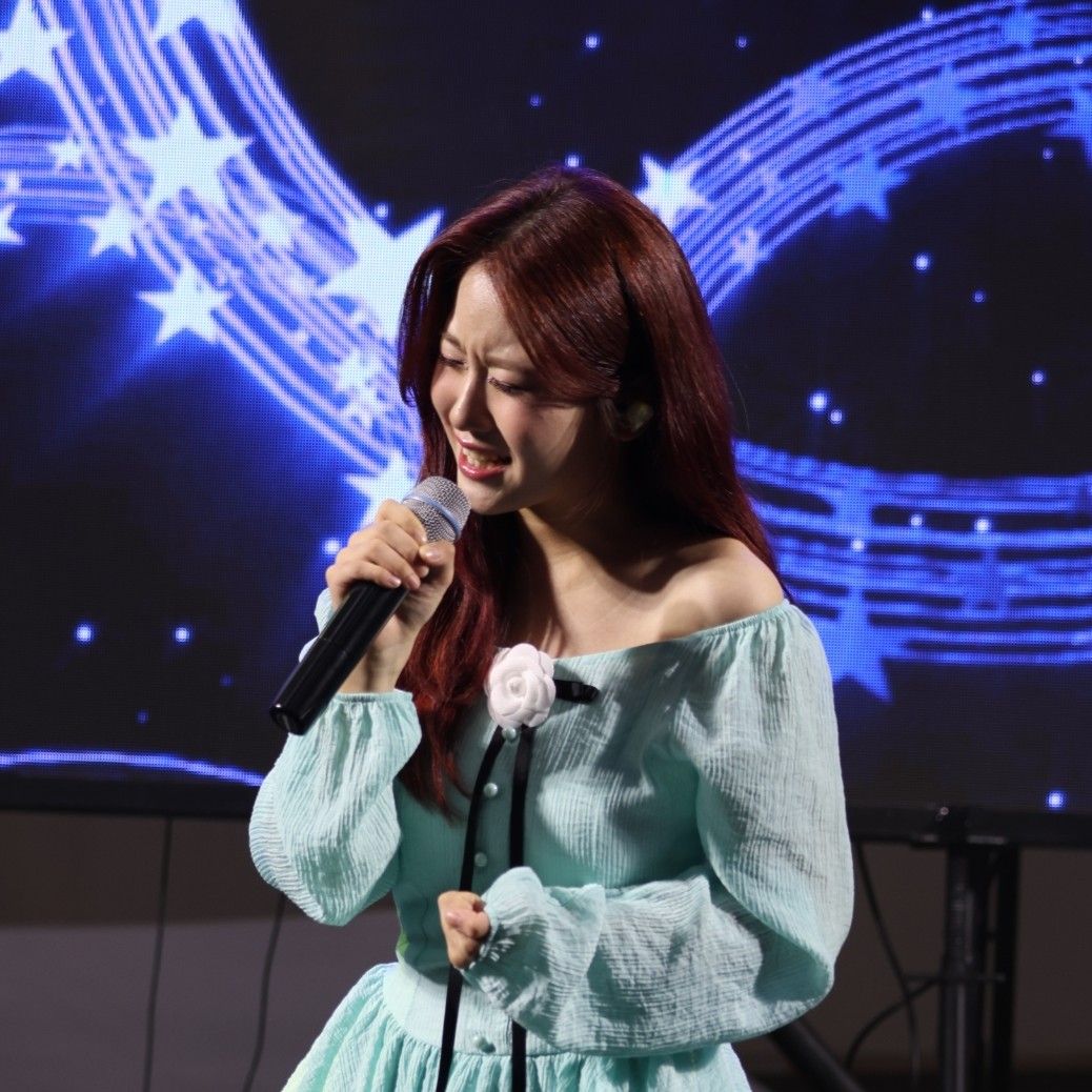 Behind-the-scenes cut of Oh Yujin